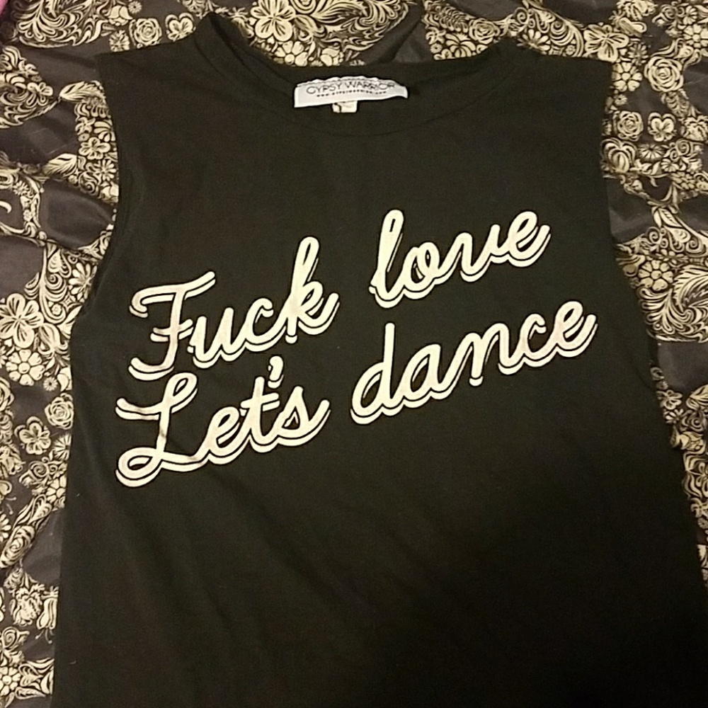 Sleeveless top